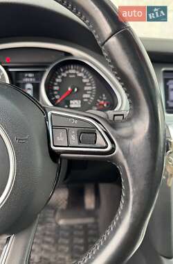Внедорожник / Кроссовер Audi Q7 2013 в 