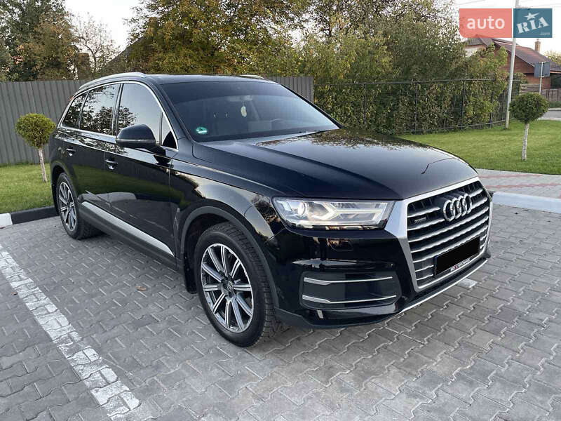 Внедорожник / Кроссовер Audi Q7 2016 в Днепре