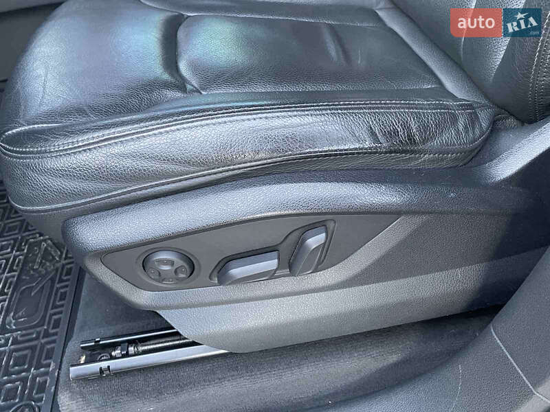 Внедорожник / Кроссовер Audi Q7 2016 в Днепре