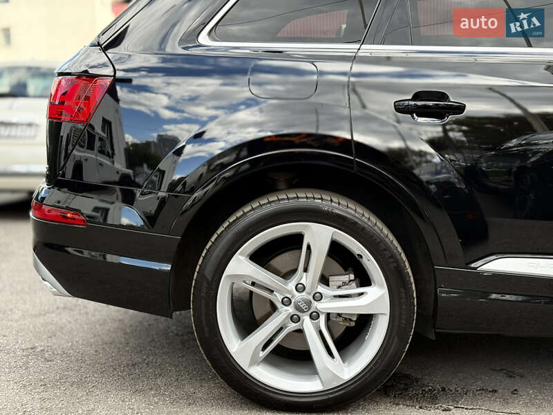 Внедорожник / Кроссовер Audi Q7 2019 в Киеве фото 15 Внедорожник / Кроссовер Audi Q7 2019 в Киеве