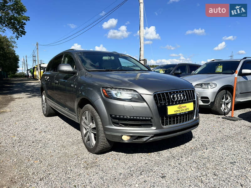 Позашляховик / Кросовер Audi Q7 2013 в Умані