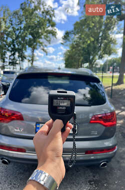 Внедорожник / Кроссовер Audi Q7 2013 в 