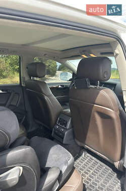 Внедорожник / Кроссовер Audi Q7 2011 в 