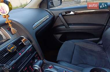 Внедорожник / Кроссовер Audi Q7 2013 в 