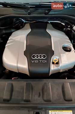 Внедорожник / Кроссовер Audi Q7 2013 в 