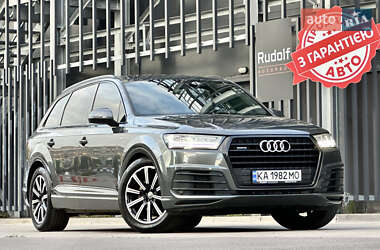 Внедорожник / Кроссовер Audi Q7 2017 в Киеве