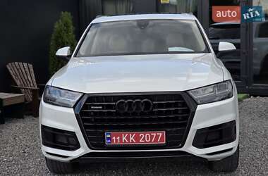 Внедорожник / Кроссовер Audi Q7 2017 в 