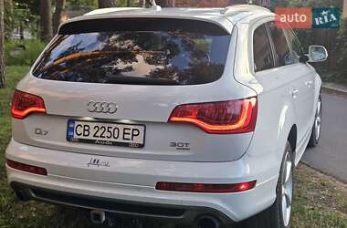 Внедорожник / Кроссовер Audi Q7 2013 в 