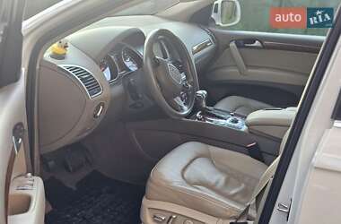 Внедорожник / Кроссовер Audi Q7 2013 в 