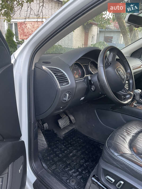 Позашляховик / Кросовер Audi Q7 2012 в Новояворівську фото 15 Позашляховик / Кросовер Audi Q7 2012 в Новояворівську