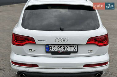 Внедорожник / Кроссовер Audi Q7 2012 в 