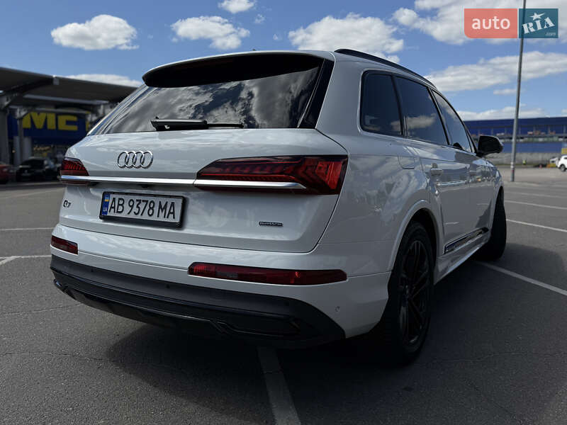 Позашляховик / Кросовер Audi Q7 2020 в Вінниці