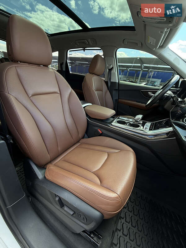 Позашляховик / Кросовер Audi Q7 2020 в Вінниці