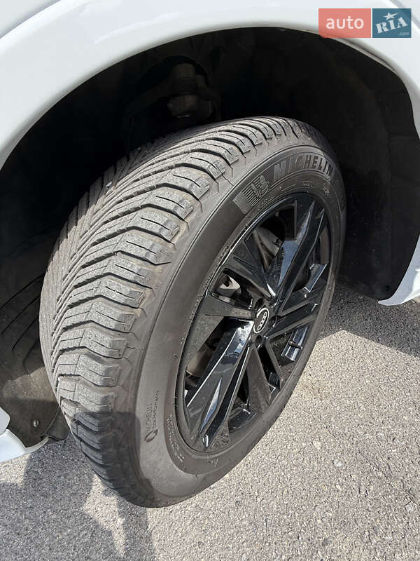 Позашляховик / Кросовер Audi Q7 2020 в Вінниці