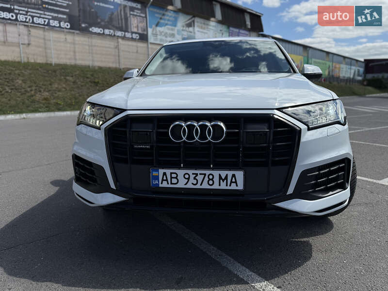 Позашляховик / Кросовер Audi Q7 2020 в Вінниці