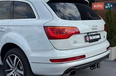 Внедорожник / Кроссовер Audi Q7 2014 в 
