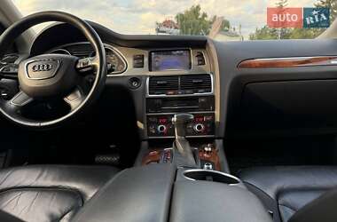 Внедорожник / Кроссовер Audi Q7 2014 в 