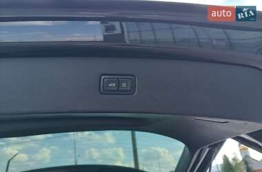 Внедорожник / Кроссовер Audi Q7 2017 в 