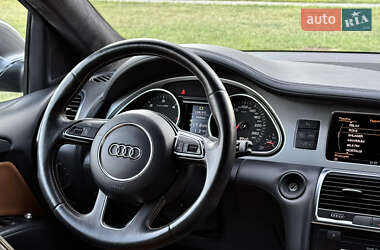 Внедорожник / Кроссовер Audi Q7 2013 в 