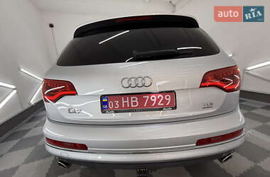Внедорожник / Кроссовер Audi Q7 2013 в 