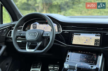 Внедорожник / Кроссовер Audi Q7 2020 в 