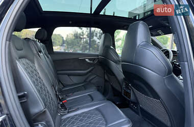 Внедорожник / Кроссовер Audi Q7 2020 в 