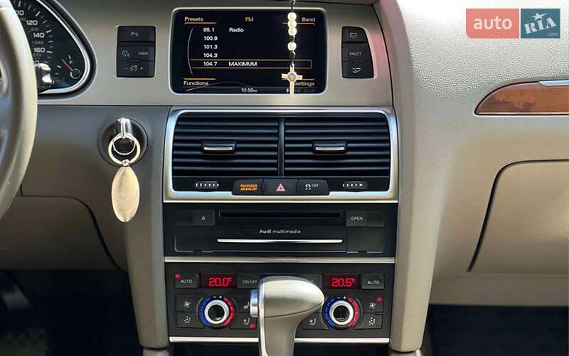 Позашляховик / Кросовер Audi Q7 2014 в Івано-Франківську