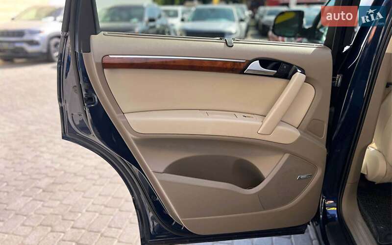 Позашляховик / Кросовер Audi Q7 2014 в Івано-Франківську