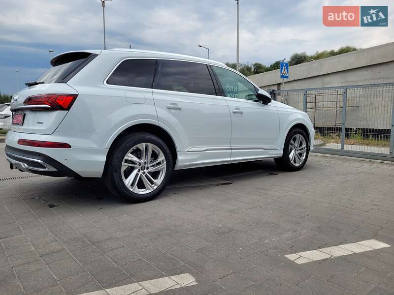 Внедорожник / Кроссовер Audi Q7 2020 в Ивано-Франковске