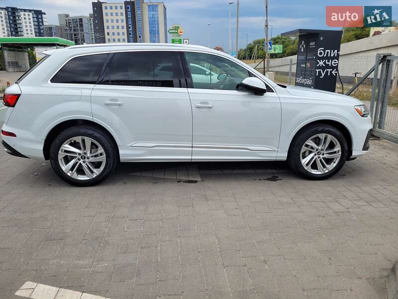 Внедорожник / Кроссовер Audi Q7 2020 в Ивано-Франковске