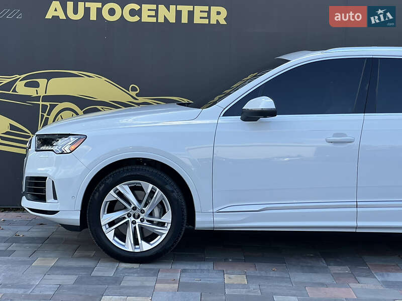 Позашляховик / Кросовер Audi Q7 2023 в Києві фото 10 Позашляховик / Кросовер Audi Q7 2023 в Києві