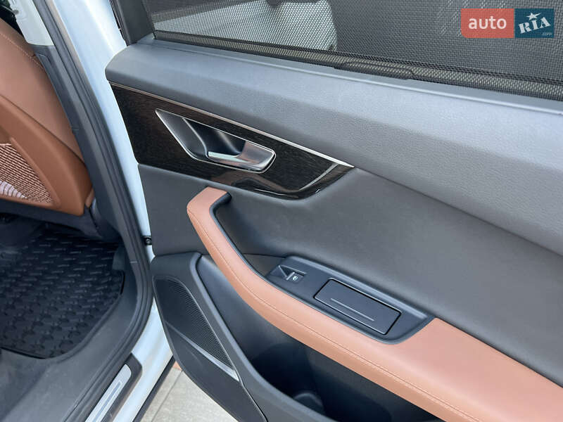 Позашляховик / Кросовер Audi Q7 2023 в Києві фото 22 Позашляховик / Кросовер Audi Q7 2023 в Києві