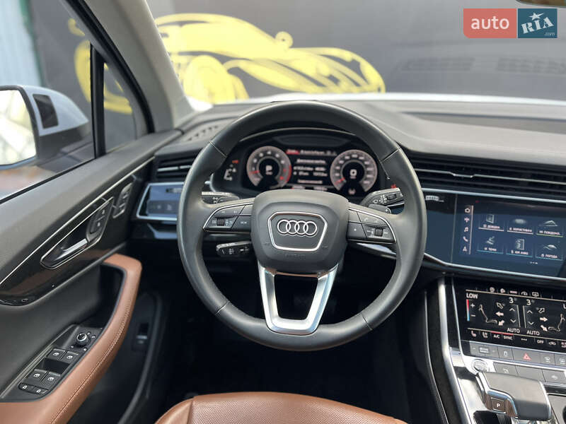 Позашляховик / Кросовер Audi Q7 2023 в Києві фото 27 Позашляховик / Кросовер Audi Q7 2023 в Києві