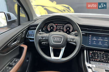 Внедорожник / Кроссовер Audi Q7 2023 в 