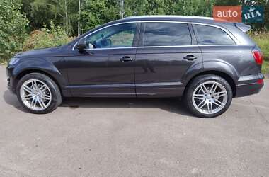Внедорожник / Кроссовер Audi Q7 2009 в 