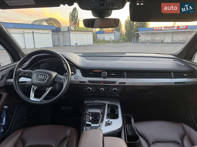 Внедорожник / Кроссовер Audi Q7 2019 в Луцке