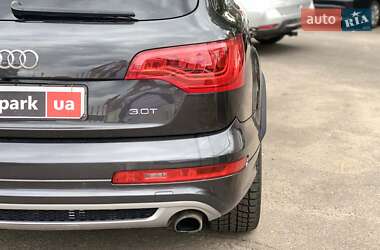Внедорожник / Кроссовер Audi Q7 2013 в 