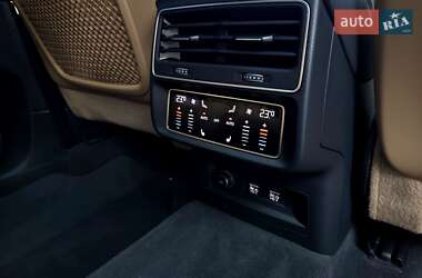 Внедорожник / Кроссовер Audi Q7 2020 в 