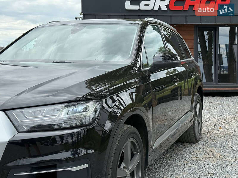 Позашляховик / Кросовер Audi Q7 2016 в Стрию