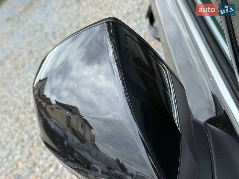 Позашляховик / Кросовер Audi Q7 2016 в Стрию
