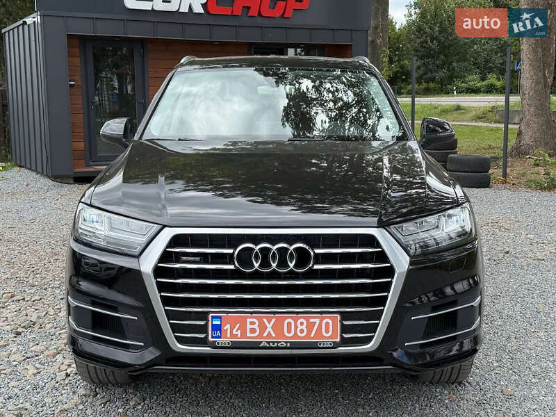 Позашляховик / Кросовер Audi Q7 2016 в Стрию