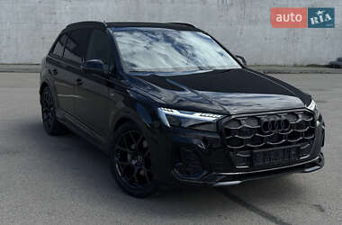 Внедорожник / Кроссовер Audi Q7 2025 в 