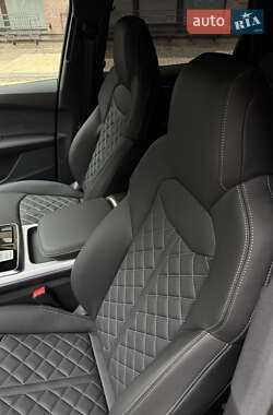 Внедорожник / Кроссовер Audi Q7 2025 в 