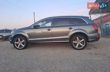 Внедорожник / Кроссовер Audi Q7 2011 в 