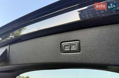 Внедорожник / Кроссовер Audi Q7 2017 в 