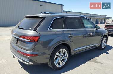 Позашляховик / Кросовер Audi Q7 2019 в 