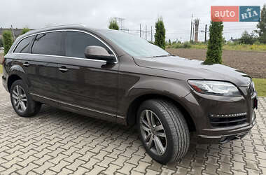 Внедорожник / Кроссовер Audi Q7 2014 в 