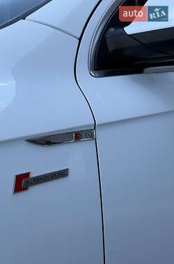 Внедорожник / Кроссовер Audi Q7 2011 в 