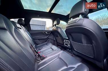 Внедорожник / Кроссовер Audi Q7 2018 в 