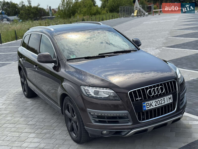 Внедорожник / Кроссовер Audi Q7 2010 в Ровно